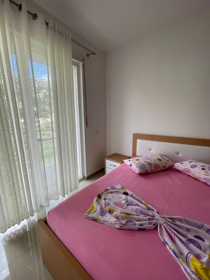 Nimfeum Apartments Shëngjin Екстериор снимка