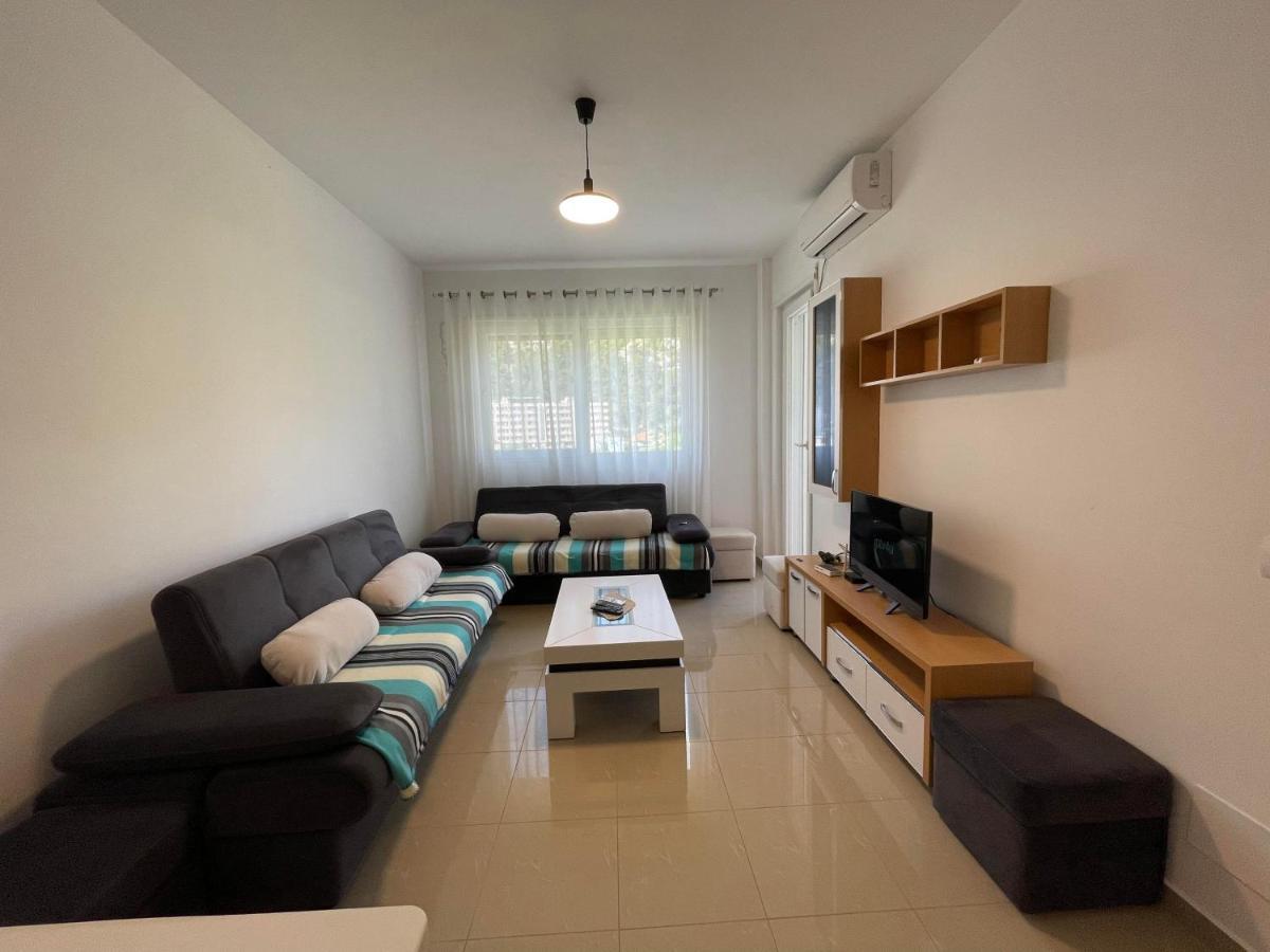 Nimfeum Apartments Shëngjin Екстериор снимка