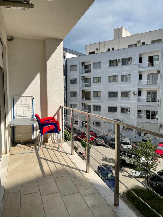 Nimfeum Apartments Shëngjin Екстериор снимка