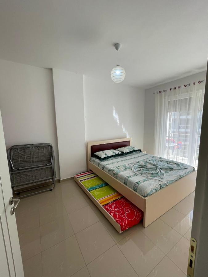 Nimfeum Apartments Shëngjin Екстериор снимка