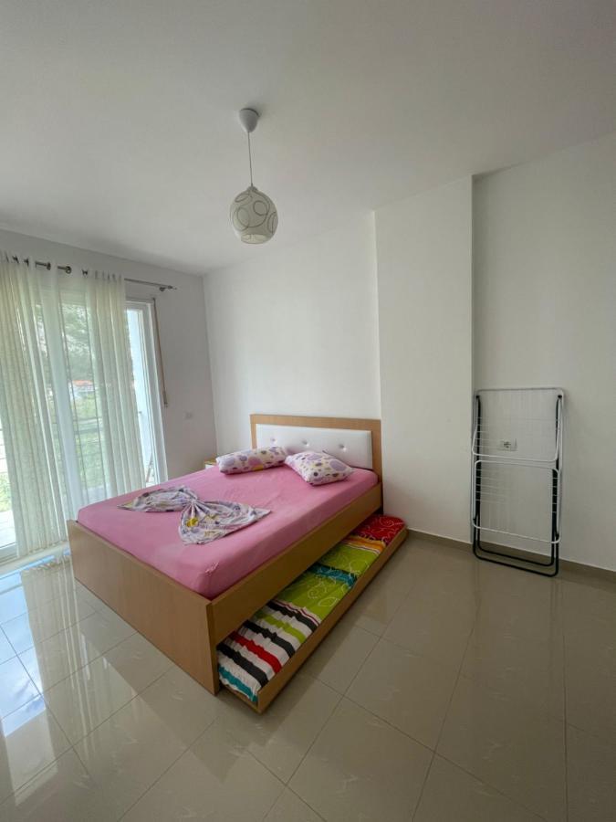 Nimfeum Apartments Shëngjin Екстериор снимка