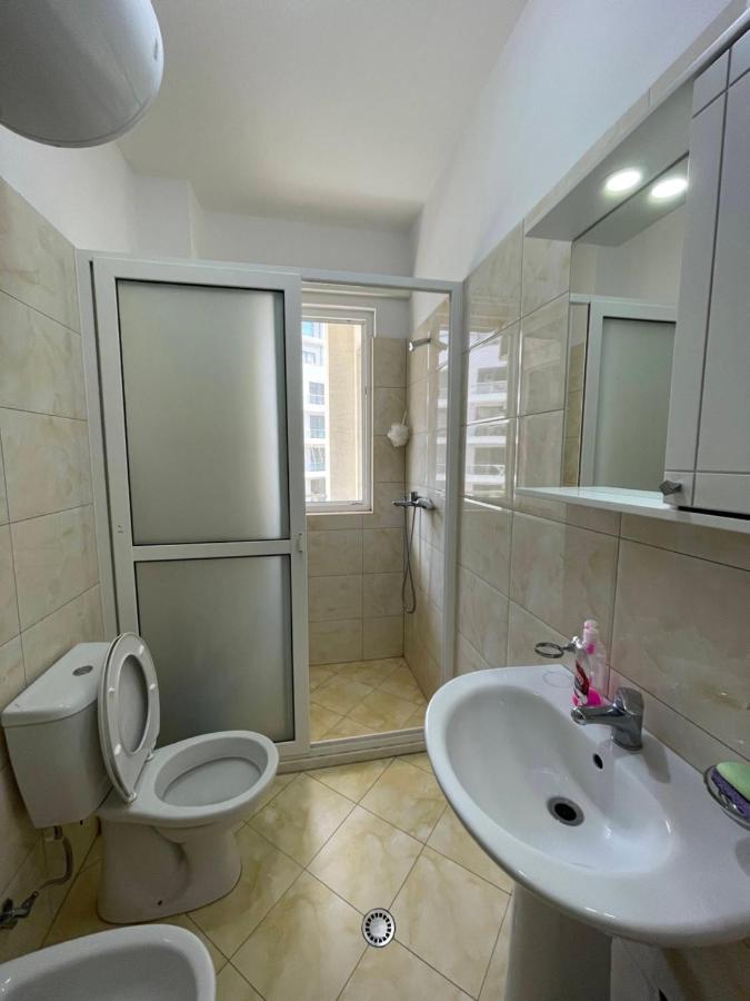 Nimfeum Apartments Shëngjin Екстериор снимка